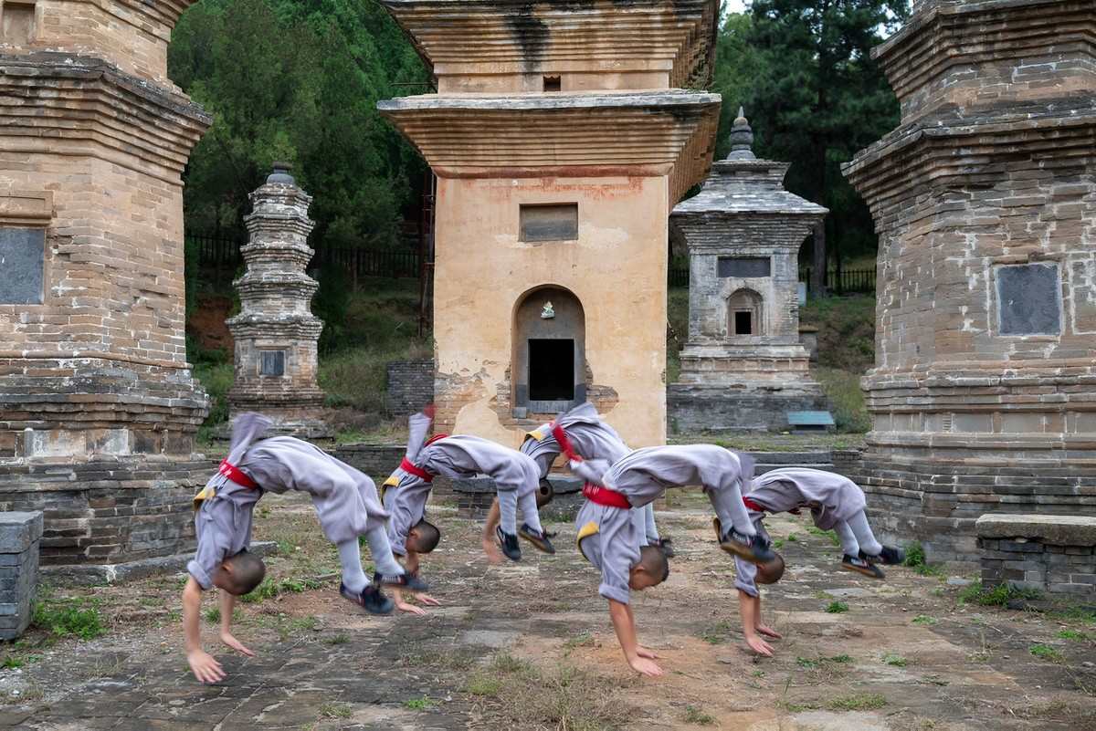 The Life of Buddhist Shaolin Monks Inside the Temple