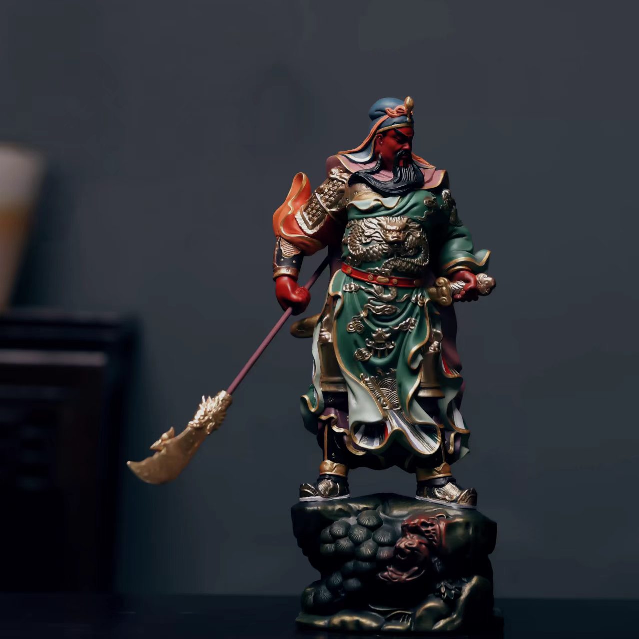 Shaolin Masterwork Series: Rare Boxwood Carving — "The Sentinel of Integrity" (Hand-Painted & Gilded Guan Gong)