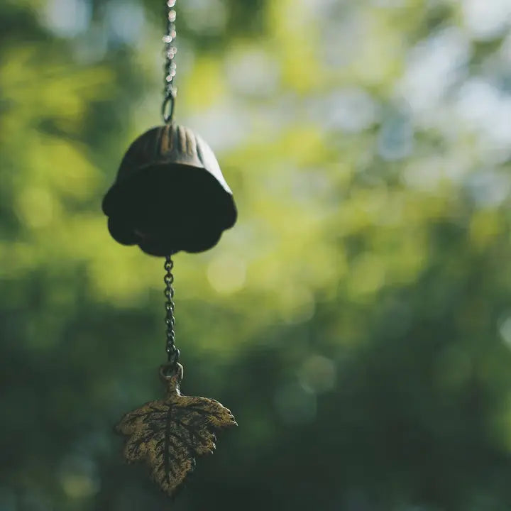 Zen Shaolin Cast Iron Wind Chime – Maple Leaf Design, Antique Bronze