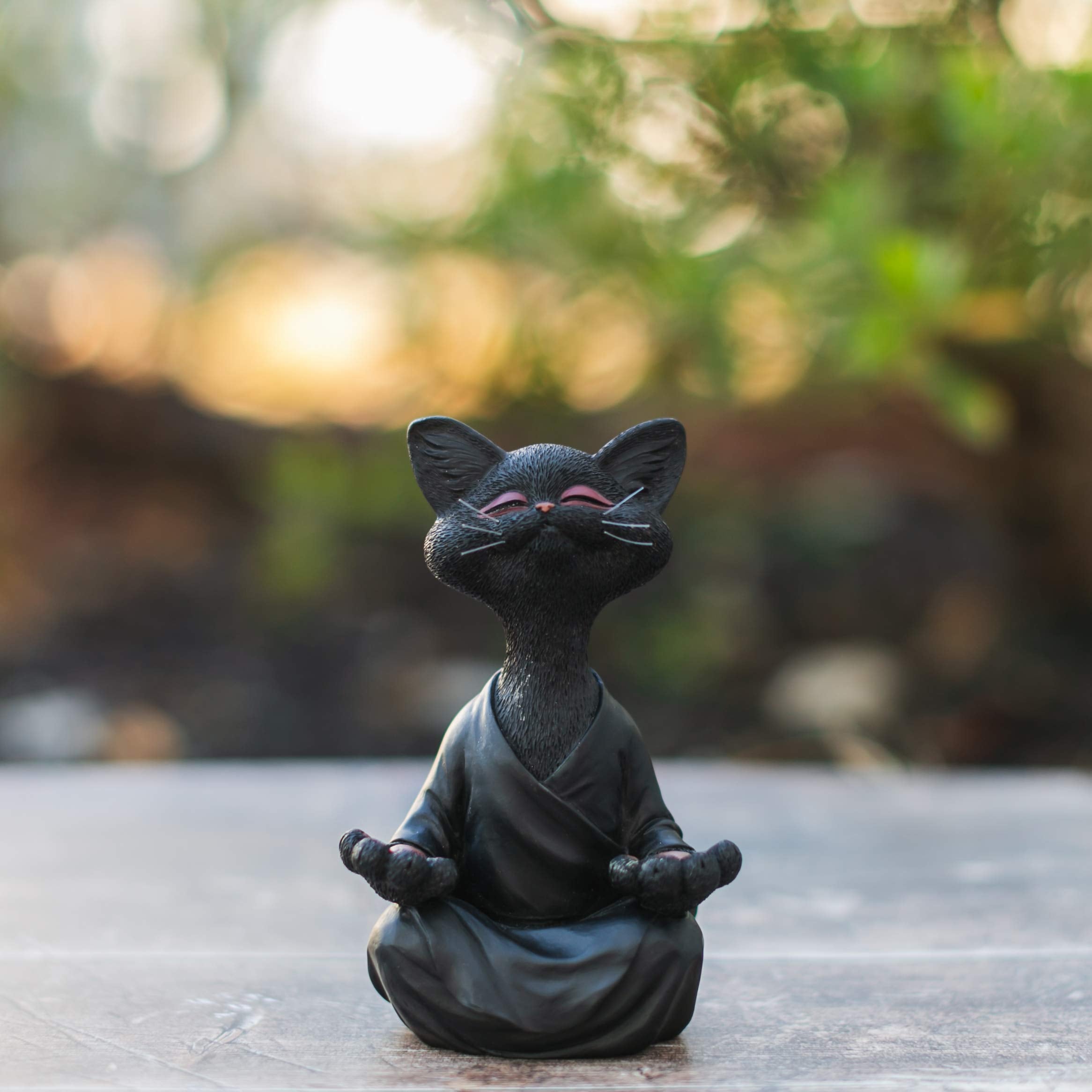 Whimsical Happy Cat Buddha Figurine – Chan-Inspired Statue