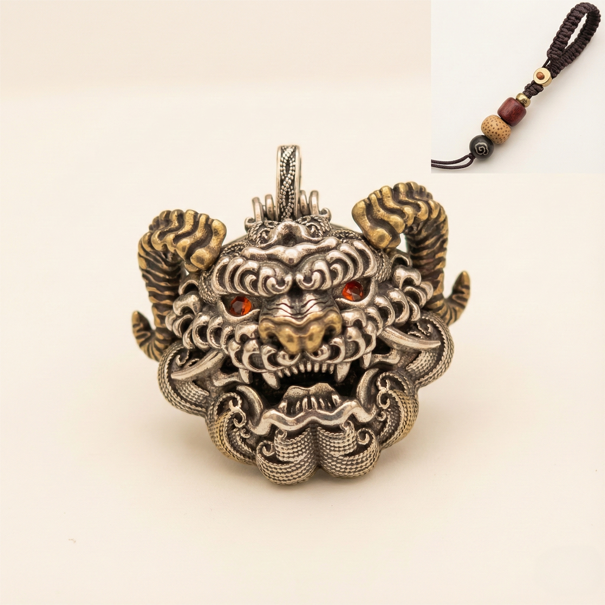Shaolin-Inspired Taotie Mythical Beast Openable Pendant Necklace | Retro Chinese Guardian Amulet