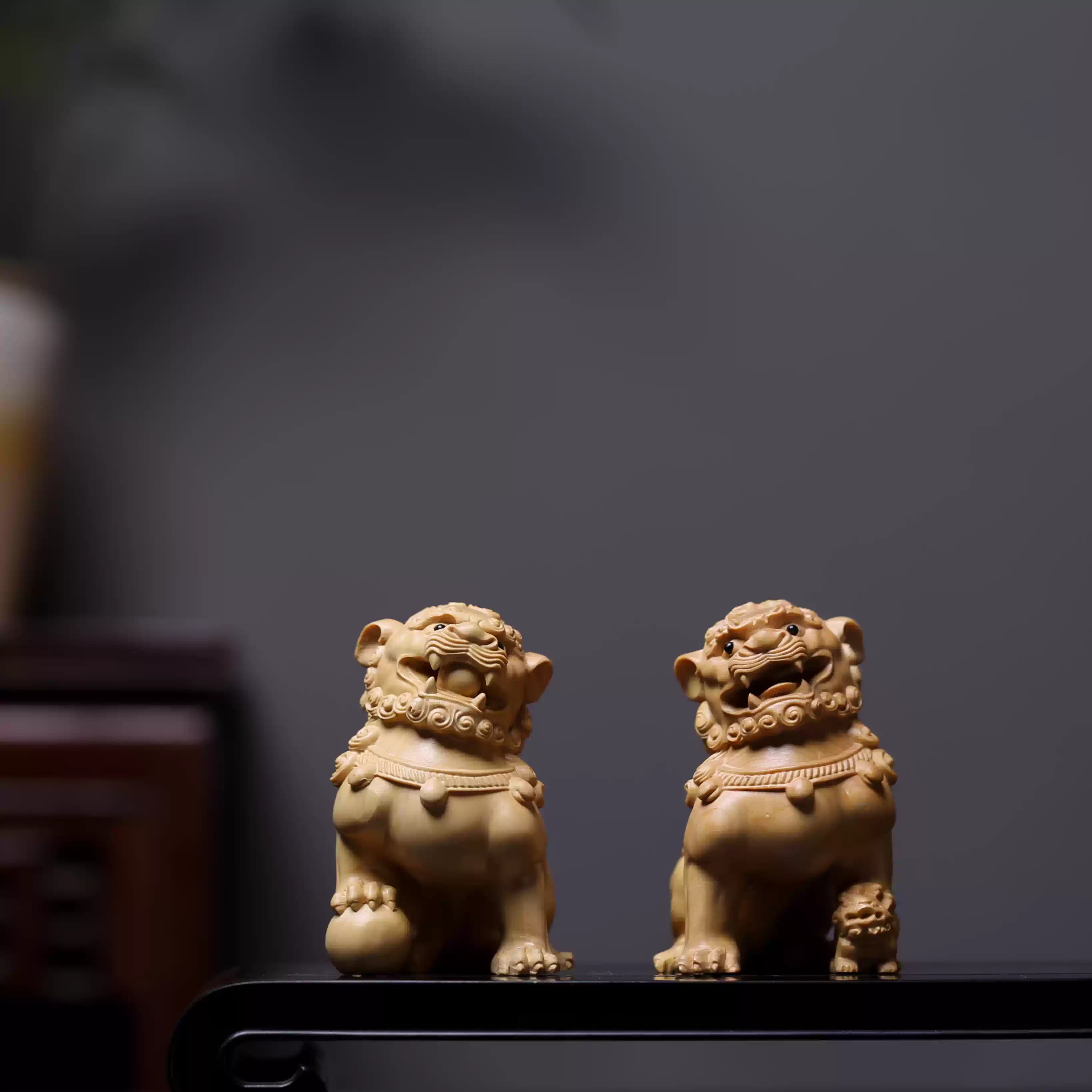 少林工芸シリーズ：稀少黄楊木彫刻「皇室の双守護獣」（狛犬の対）