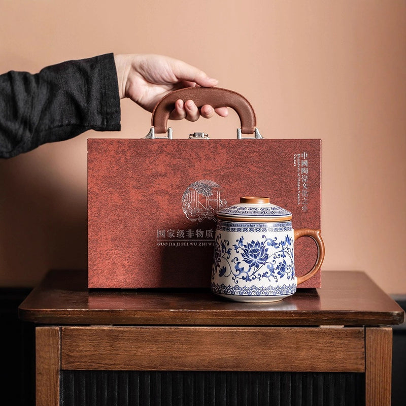 Shaolin Heritage Series: The Imperial Ceramic Mug with Lid (Gift Box Edition)