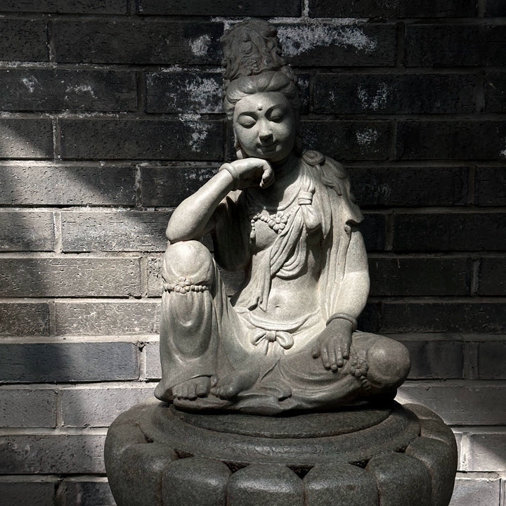 Statues & Figures