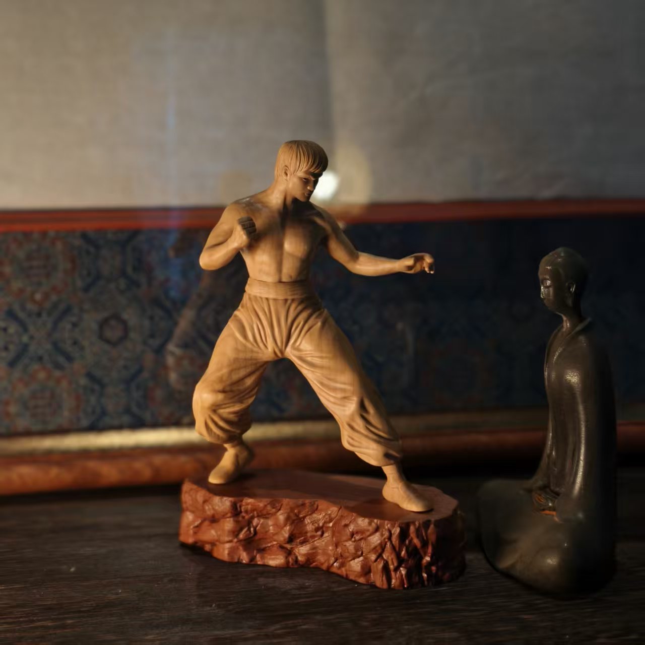 The Legend Returns: Hand-Carved Bruce Lee Boxwood Masterpiece